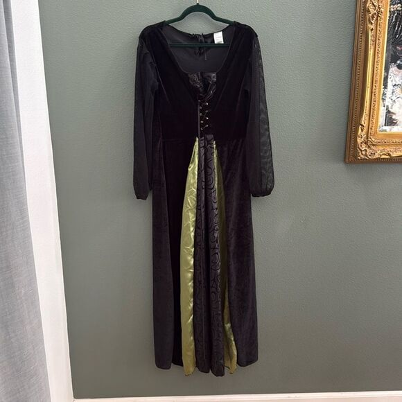Adult Gothic Maiden Witch Sz S/M Fits Sz 2-8 Renaissance Costume - Picture 1 of 11